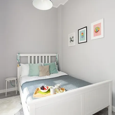 Scandi Male Garbary Piaskowa Near Old Market Square By Renters Poznań
